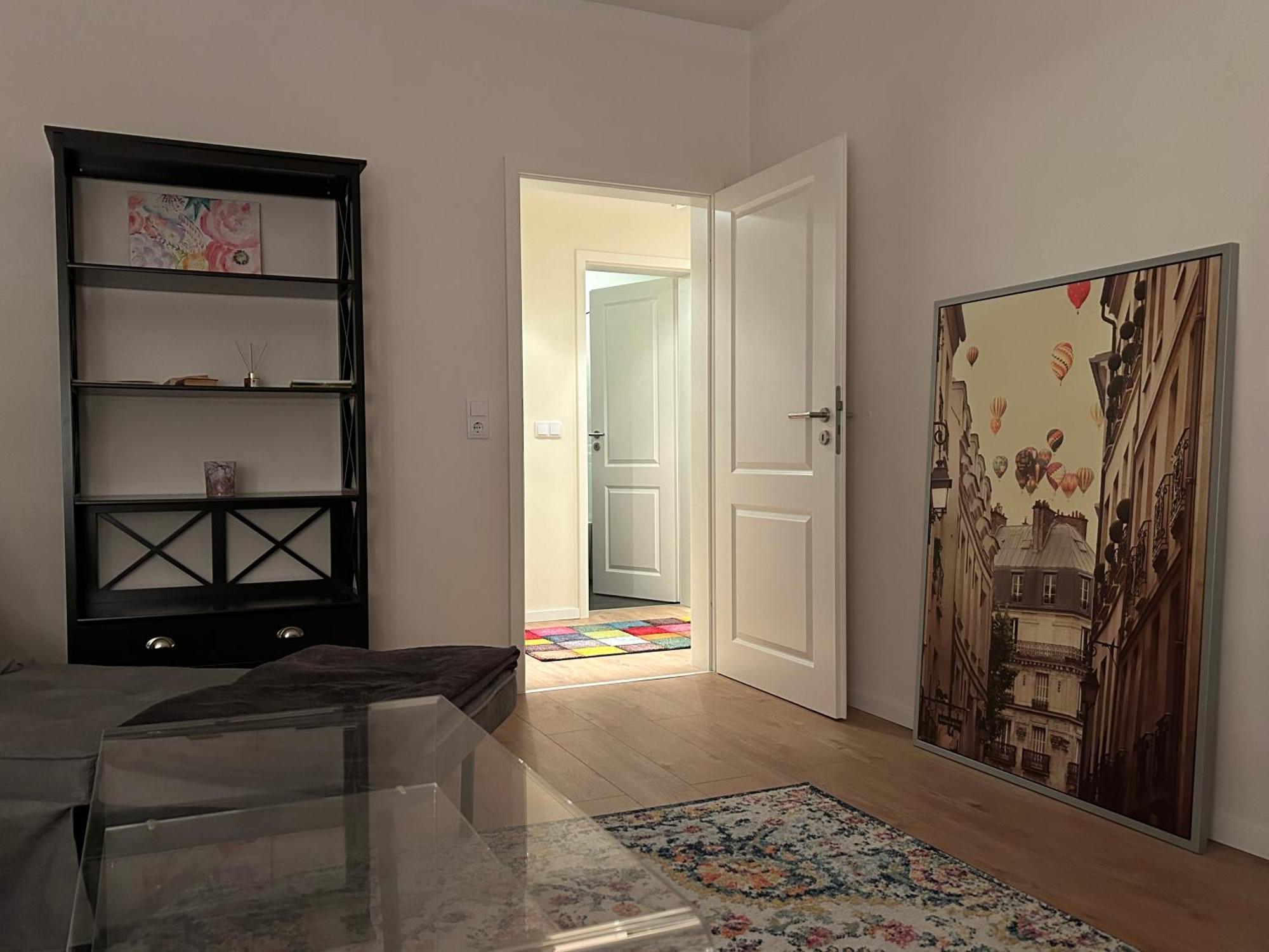 Schoene Neue 4 Zimmer Wohnung Mit Sued-Balkon Bis 8 Personen Наумбург Экстерьер фото