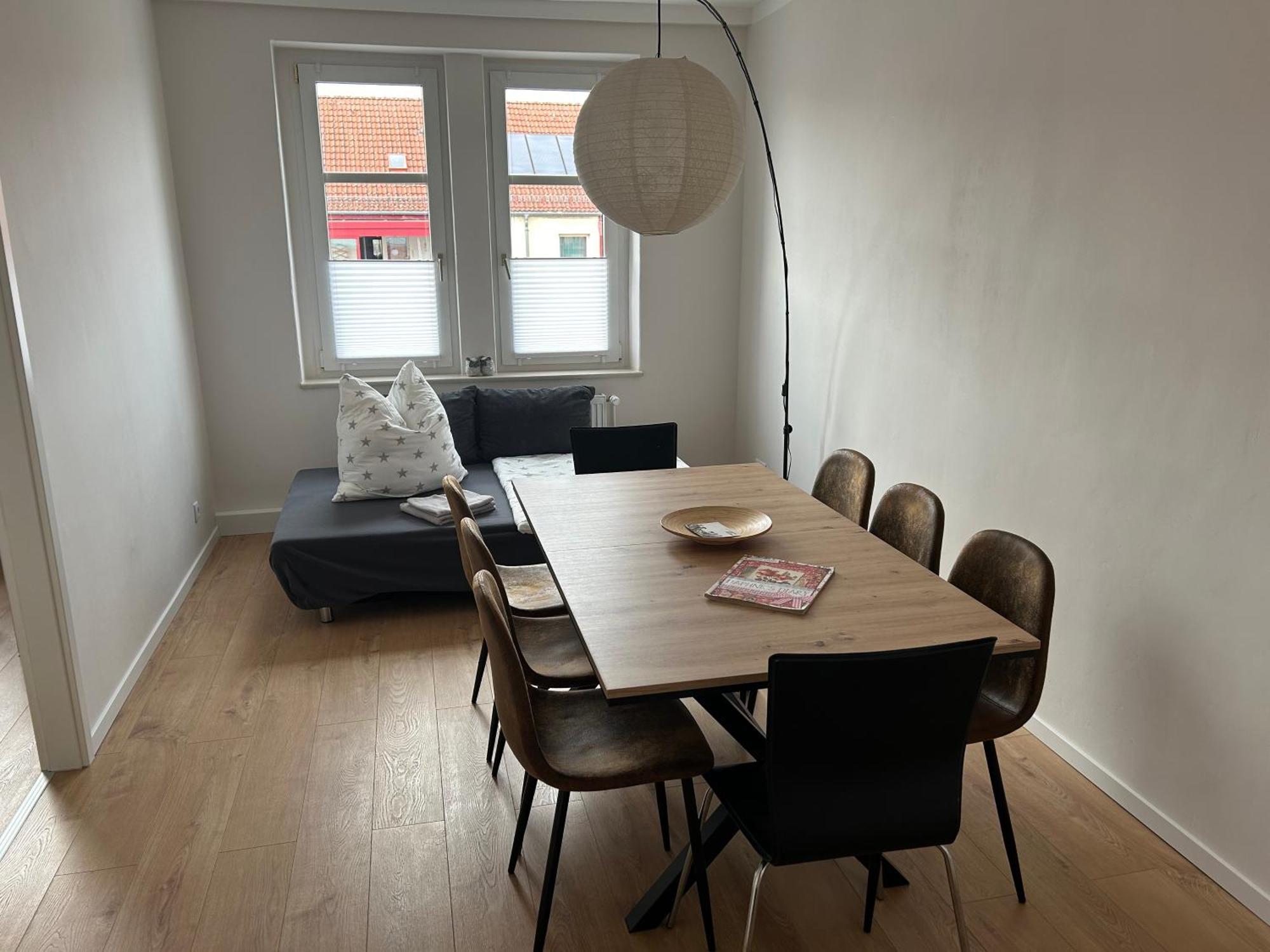 Schoene Neue 4 Zimmer Wohnung Mit Sued-Balkon Bis 8 Personen Наумбург Экстерьер фото