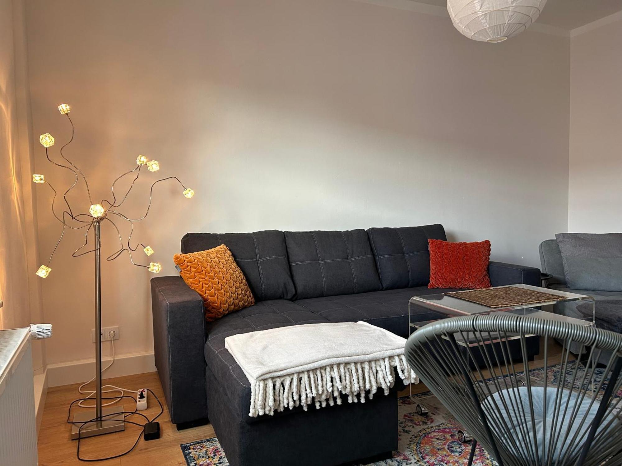Schoene Neue 4 Zimmer Wohnung Mit Sued-Balkon Bis 8 Personen Наумбург Экстерьер фото